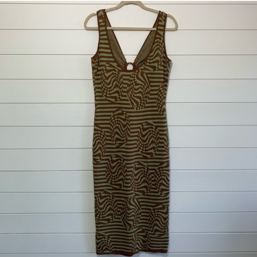 Another Girl Geometric Midi Dress. Size 8/L - Picture 8 of 11